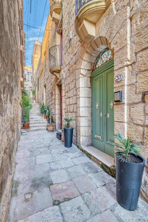 فيلا Le Petit Voyage - Chill Out Cospicua المظهر الخارجي الصورة